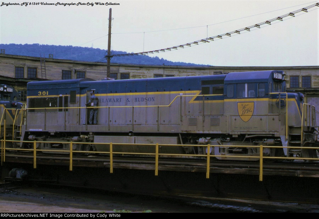 Delaware and Hudson U23B 301